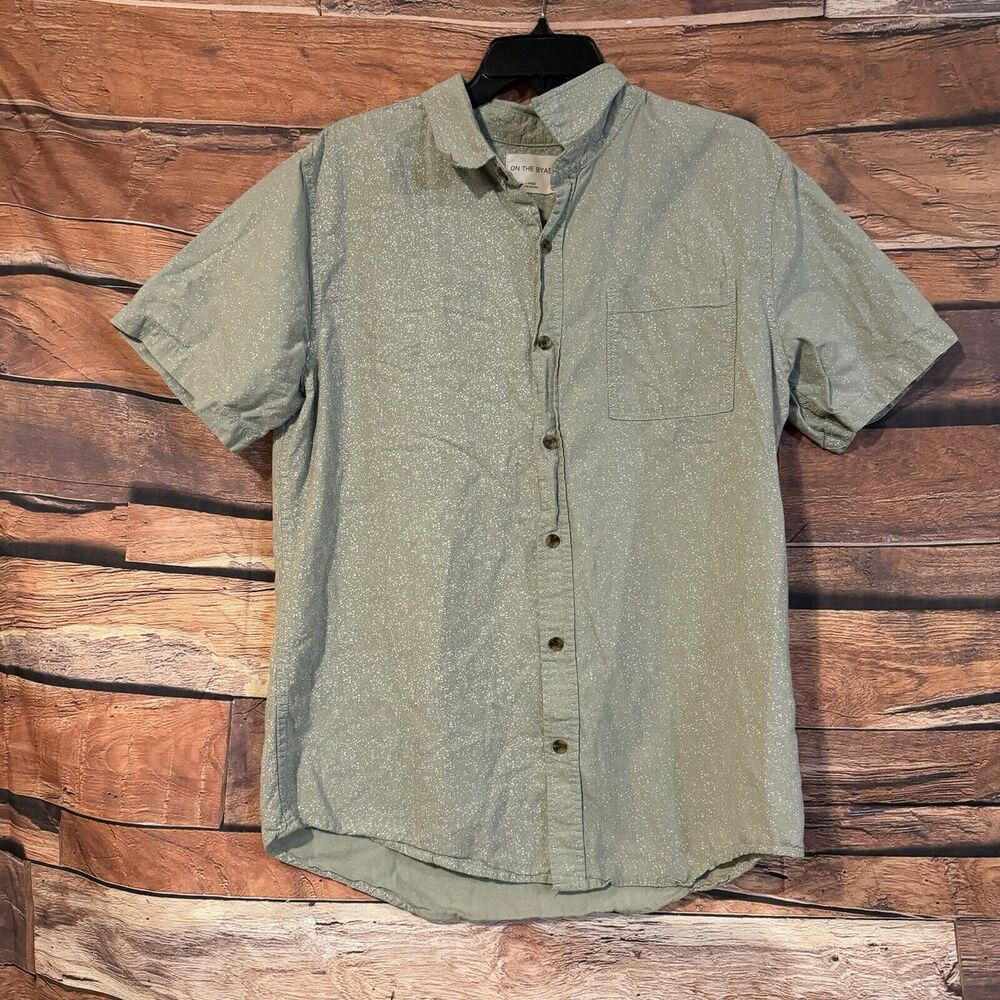 On The Byas Men's L Shirt Green Splatter Pattern Short Sleeve Button Up Casual